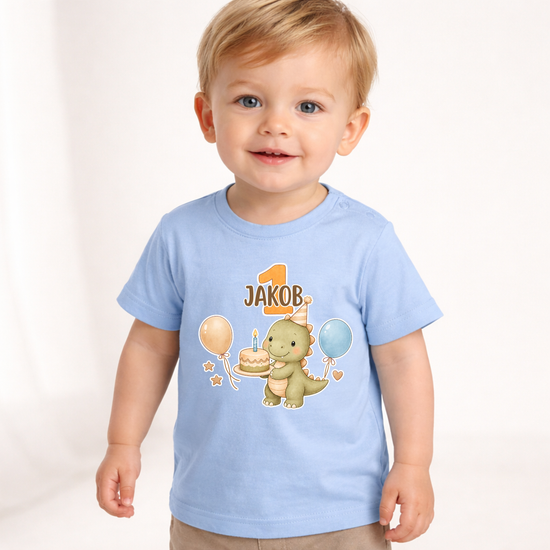 Baby T-Shirt hellblau mit Dino Motiv und Name Jakob zum 1 Geburtstag, niedliches Kinder Shirt mit Ballons und Kuchen, personalisiertes Geschenk