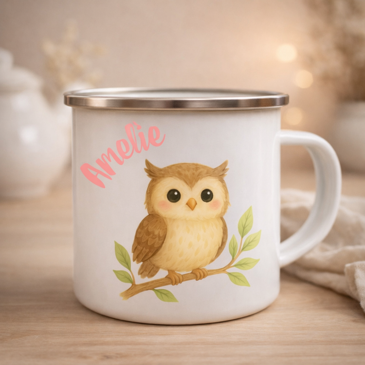 Emaille Tasse personalisiert Amelie mit niedlicher Eule auf Ast, individueller Namensbecher fuer Kinder mit Waldtier Motiv