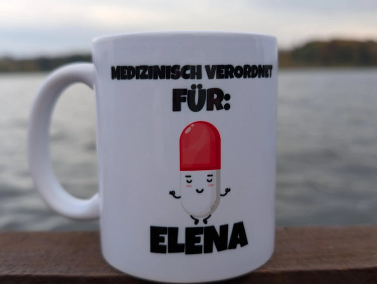 Kaffeetasse „Meine Blutgruppe ist Kaffee“ – Keramikbecher (personalisiert)