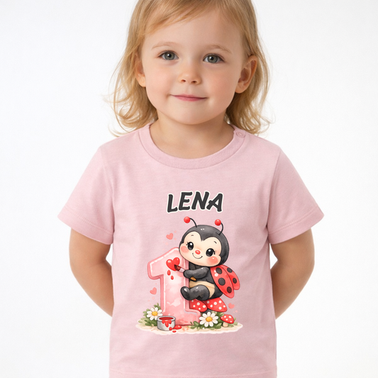 Rosa Mädchen T-Shirt mit Name Lena und liebevollem Marienkäfer Motiv zum 1. Geburtstag, süße Geschenkidee für Baby und Kleinkind Geburtstag