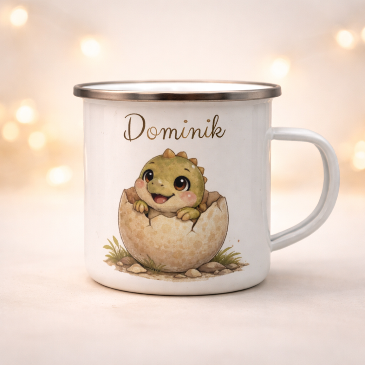 Personalisierte Emaille Tasse Dominik mit Dino Baby im Ei, niedlicher Kinderbecher mit Namen als Geschenkidee fuer Kindergarten