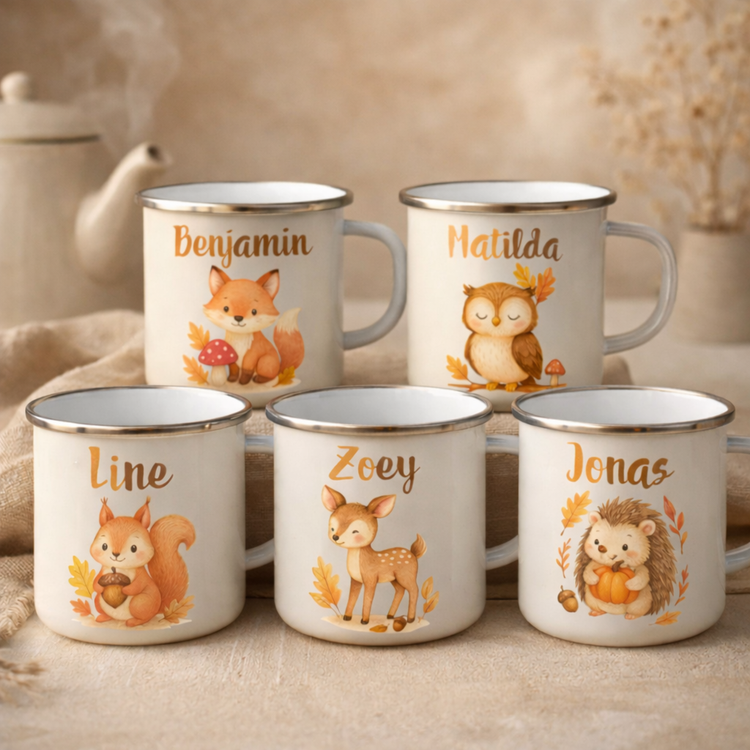Set personalisierter Emaille Tassen mit Tiermotiven und Wunschnamen, Kinderbecher im Herbstdesign als Geschenk fuer Geschwister