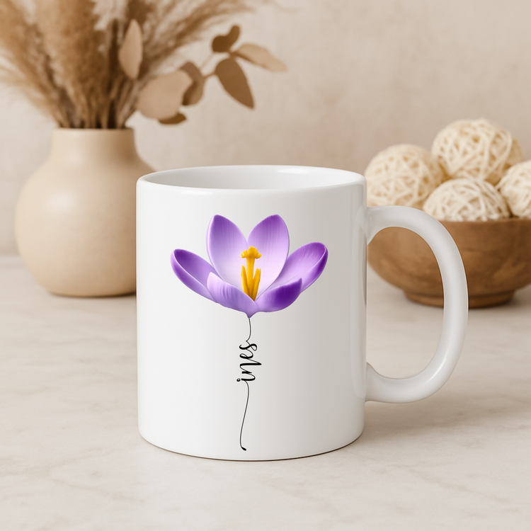 Personalisierte Tasse „Lieblingsmensch“ – Name & Blumenmotiv